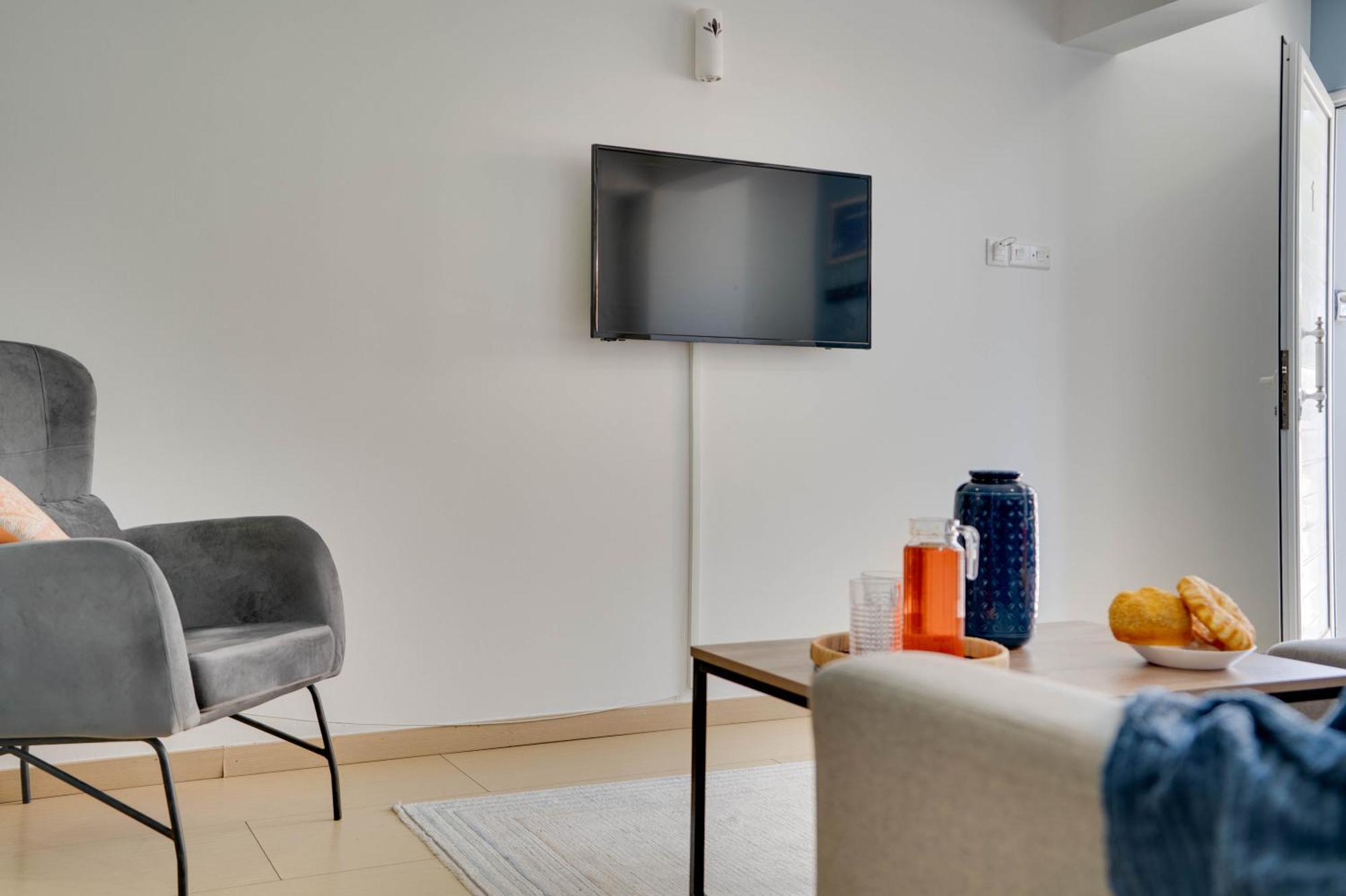 Atlantis Apartments 50M From Makenzy Seafront Lárnaka Kültér fotó