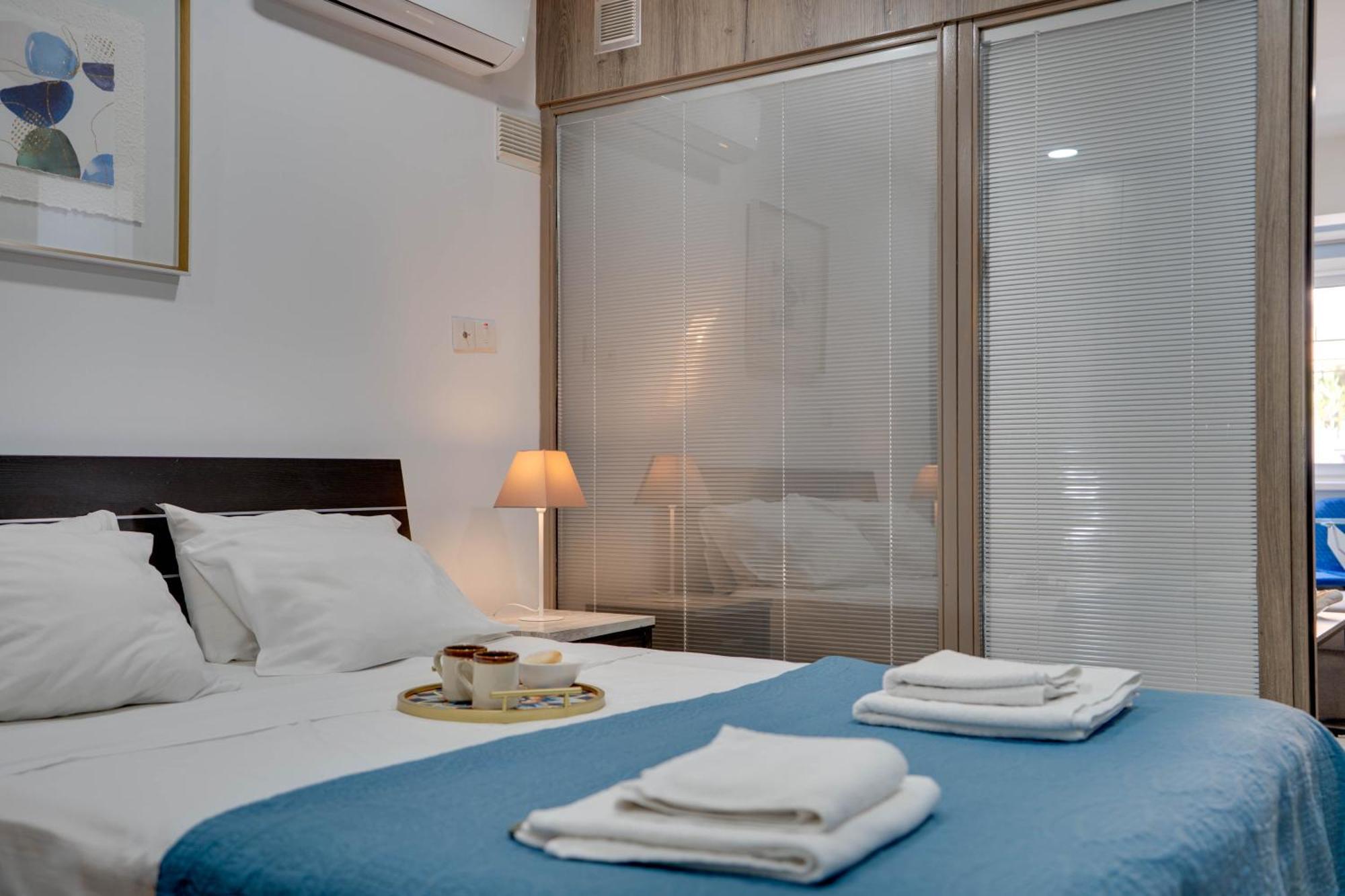 Atlantis Apartments 50M From Makenzy Seafront Lárnaka Kültér fotó