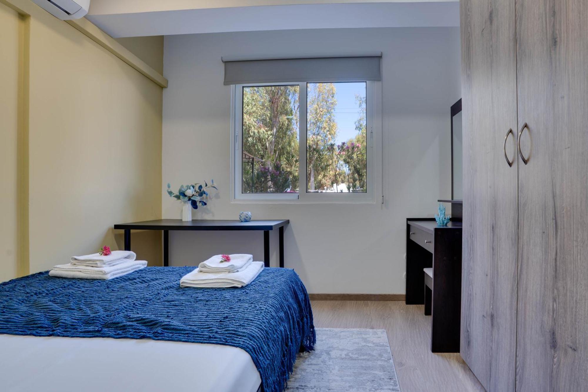 Atlantis Apartments 50M From Makenzy Seafront Lárnaka Kültér fotó